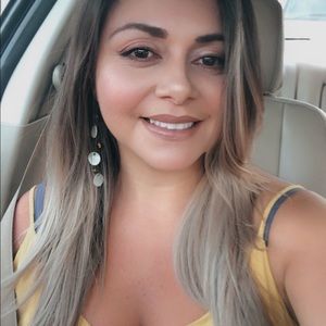 Meet your Posher, Nadia